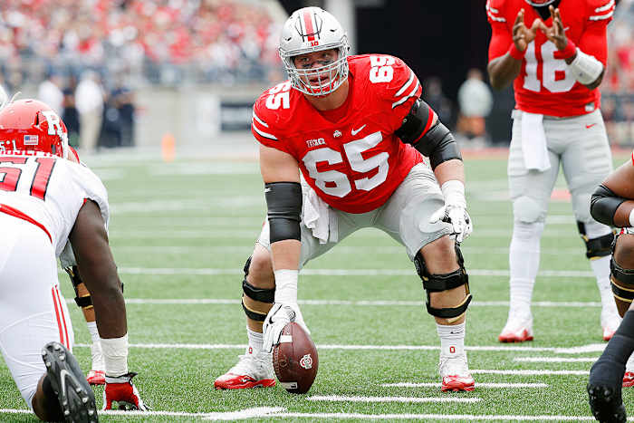 pat-elflein-ohio-state-buckeyes-football-2016-all-america-team.jpg